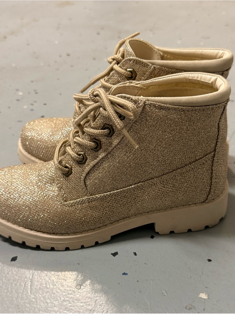 Teen/Womens Glitter Lace-Up Ankle Boots in Gold